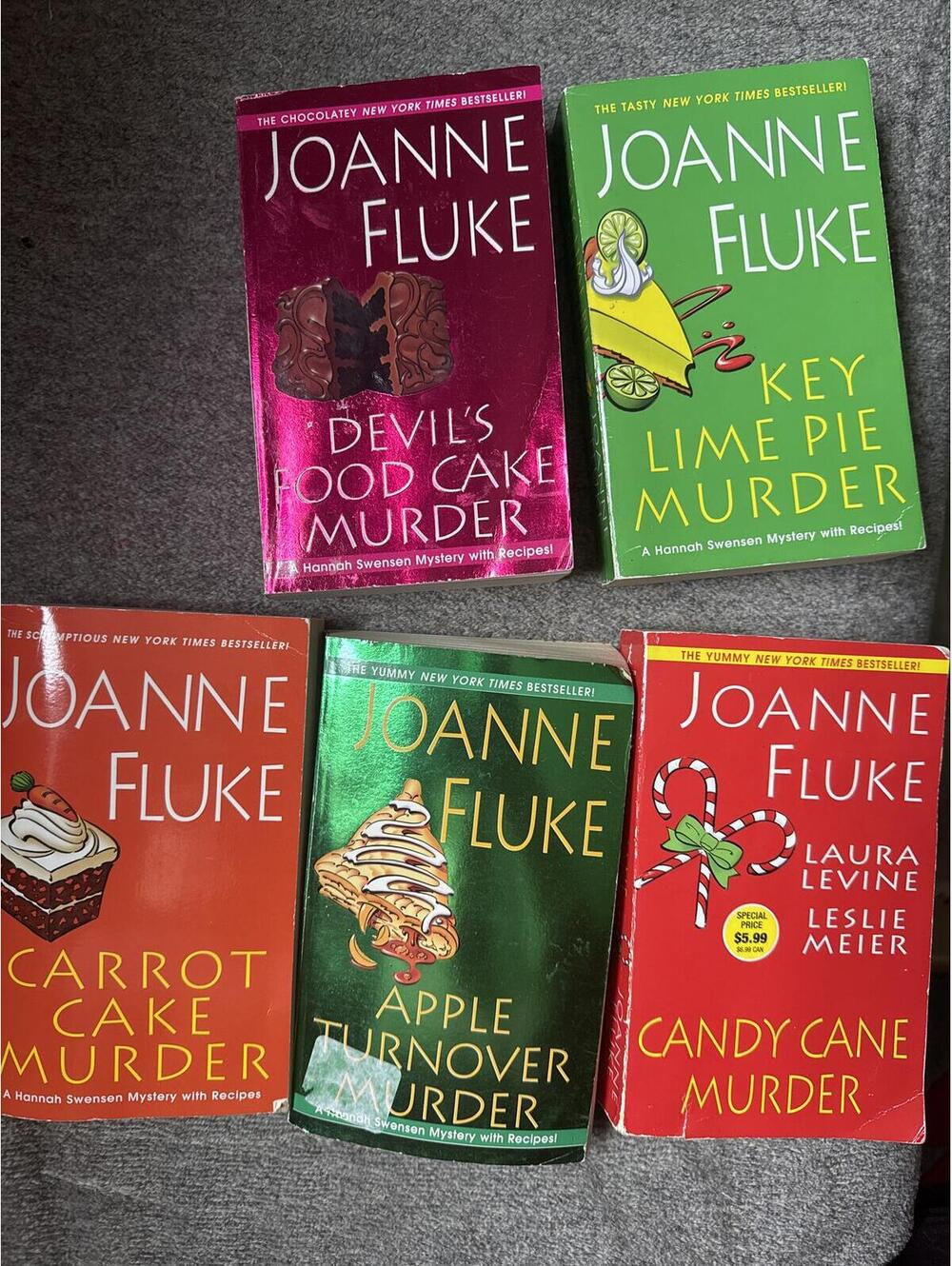 Joanne Fluke Lot 5 Hannah Swensen Mystery Paperbacks Cozy Culinary Recipes